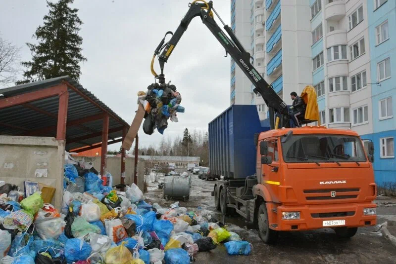 Вывоз бытового мусора в Новотроицке с погрузкой в октябре