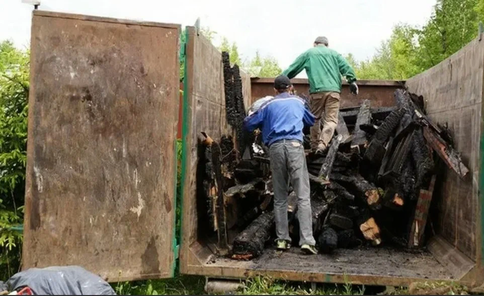 Вывоз мусора после пожара в Новотроицке от ПроМусор — уборка, утилизация, цена от 2565 руб