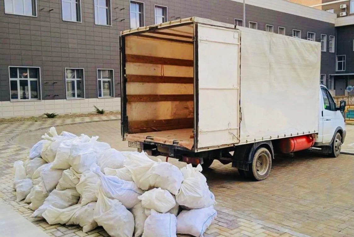 Вывоз строительного мусора из новостроек в Новотроицке в октябре