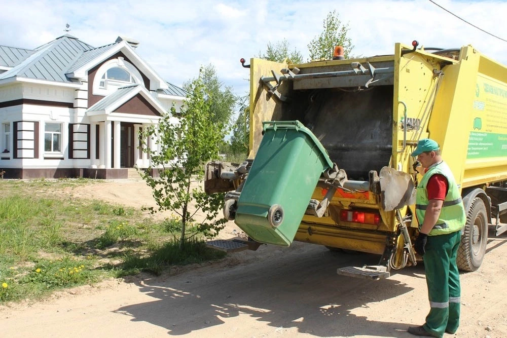 Вывоз мусора с дачи СНТ в Новотроицке от ПроМусор — вывоз дачного и садового мусора, цена от 1727 руб