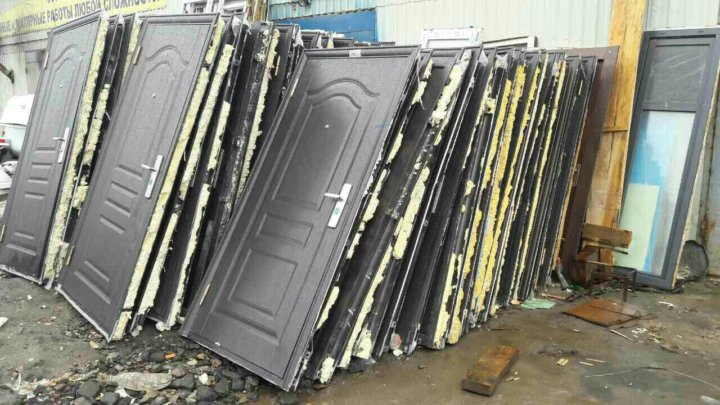 Вывоз металлических дверей с утилизацией в Новотроицке в октябре