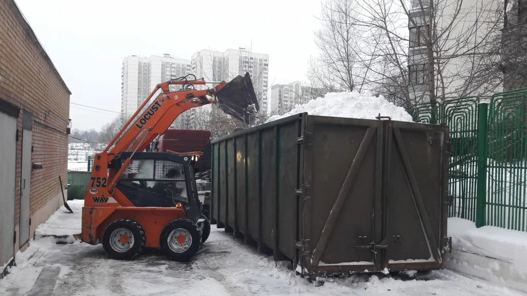 Вывоз снега контейнерами в Новотроицке — цена от 3350 руб., заказать контейнер для снега в ПроМусор